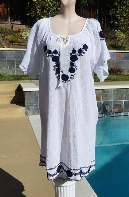 Mango Reef Mexican Style Embroidered Cotton Cover Up Caftan One Size M/L